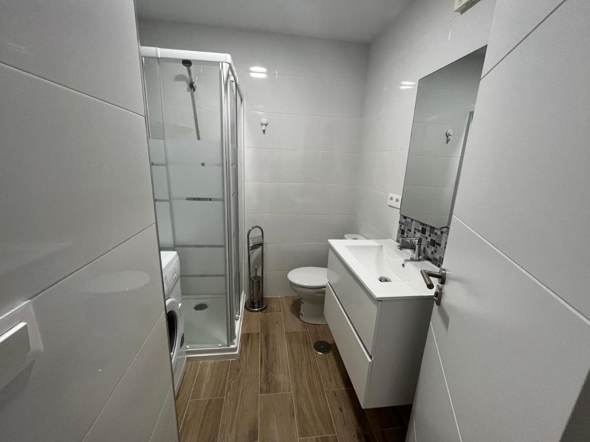 Ver621 - Estudio Con Vistas Al Mar, Wifi, Piscina, Centro A 100 Metros, Playa A 600 Metros Торремолинос Экстерьер фото