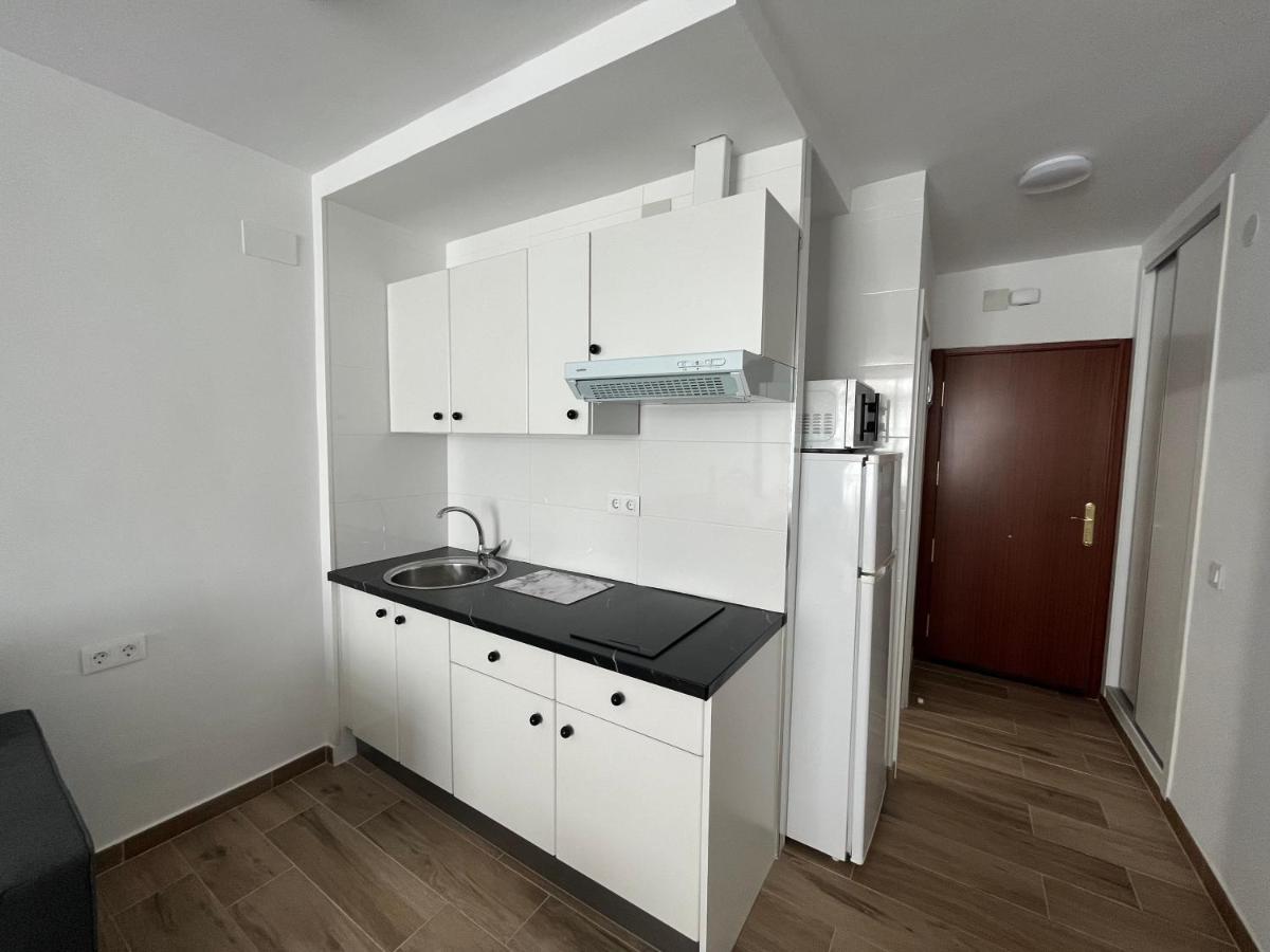 Ver621 - Estudio Con Vistas Al Mar, Wifi, Piscina, Centro A 100 Metros, Playa A 600 Metros Торремолинос Экстерьер фото