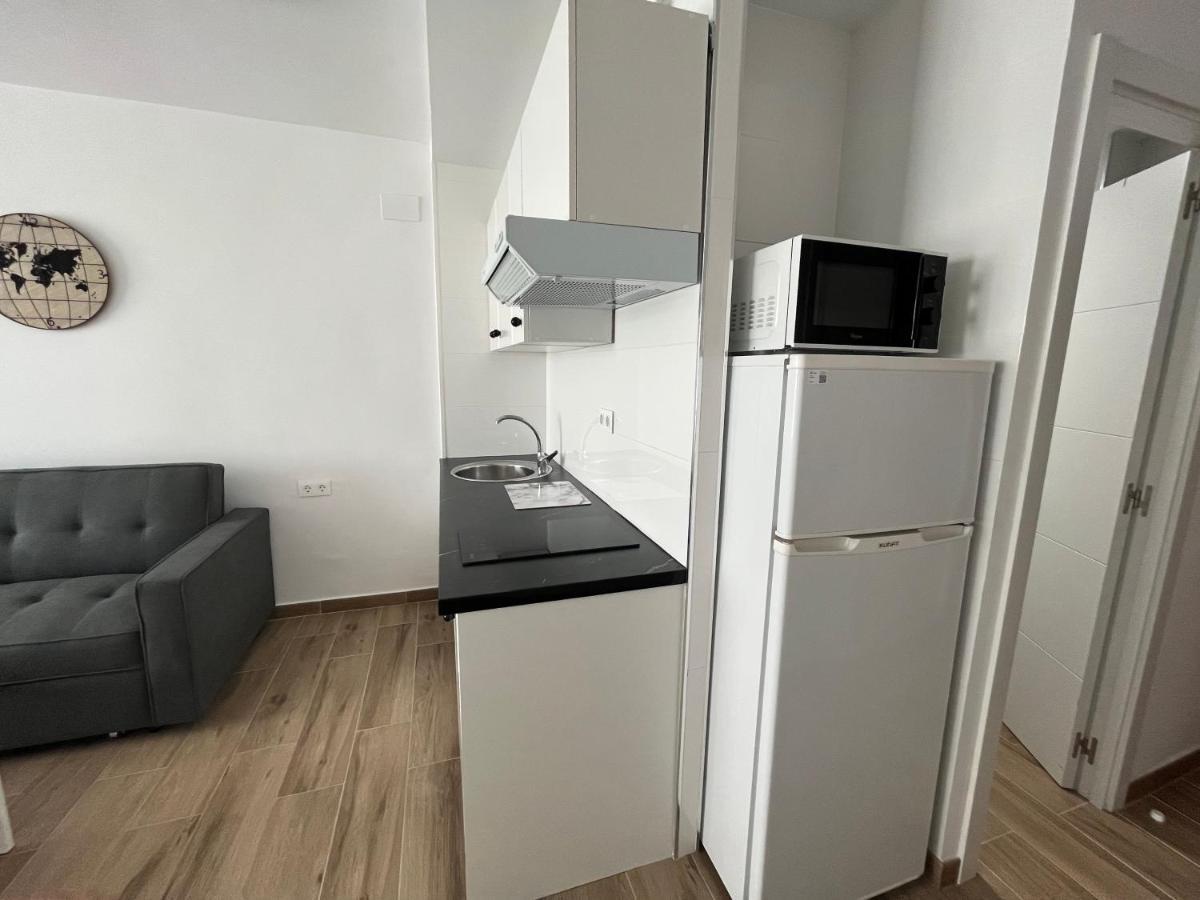 Ver621 - Estudio Con Vistas Al Mar, Wifi, Piscina, Centro A 100 Metros, Playa A 600 Metros Торремолинос Экстерьер фото